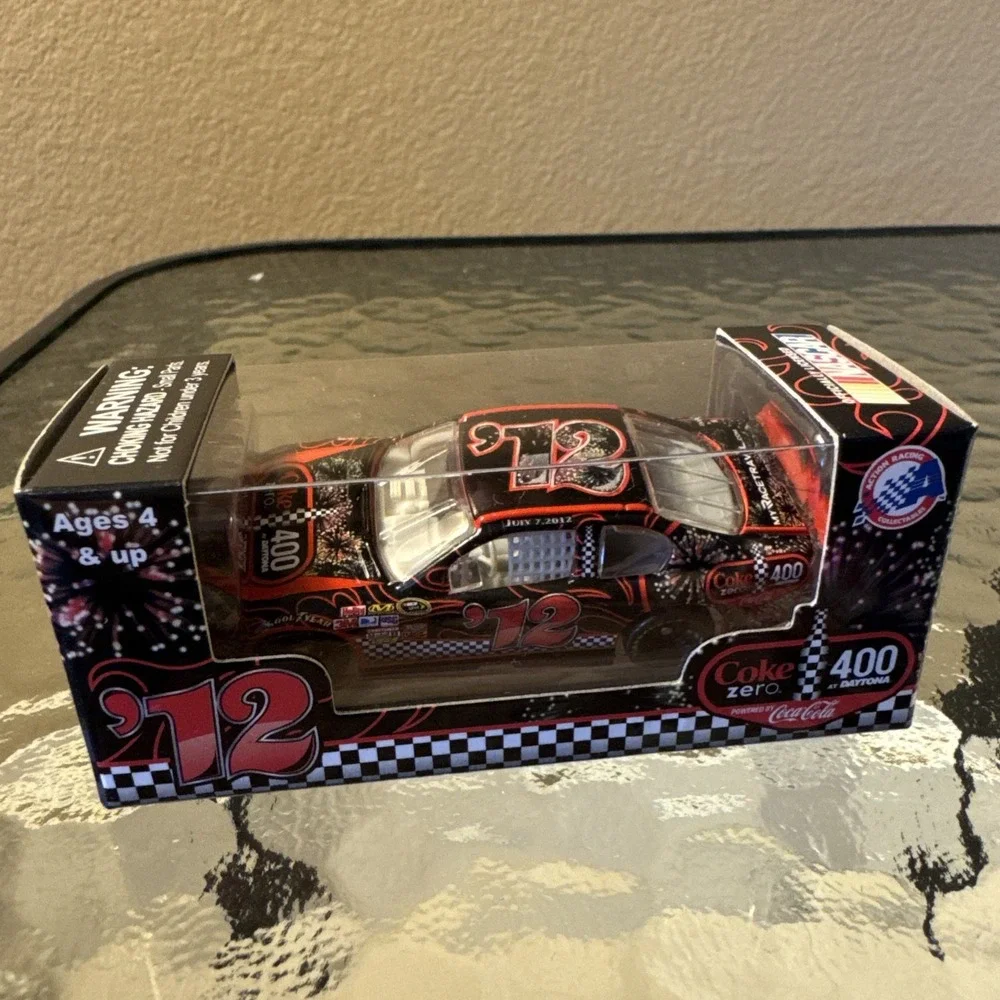 Daytona International Speedway July 2012 Coke‎ Zero Sugar 400 1/64 Die Cast Car